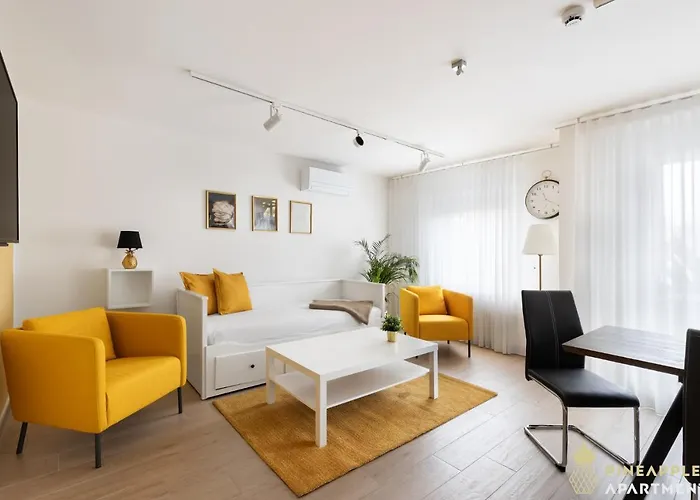 Apartment Pineapple - Zwinger Ix - 80qm - 1x Free Parking Dresden