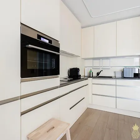 Pineapple - Zwinger Ix - 80qm - 1x Free Parking *
